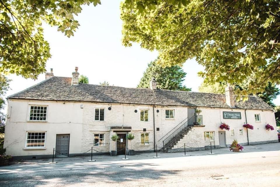 Hotel Trouble House Tetbury Zewnętrze zdjęcie